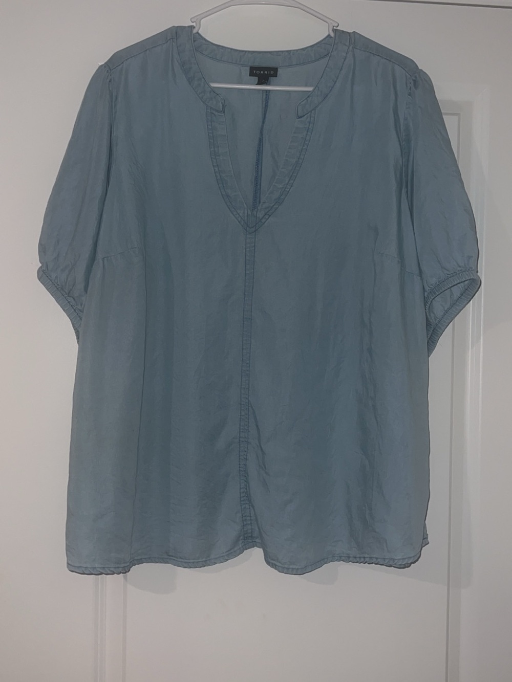 torrid Light Blue V-Neck Short Sleeve Tunic